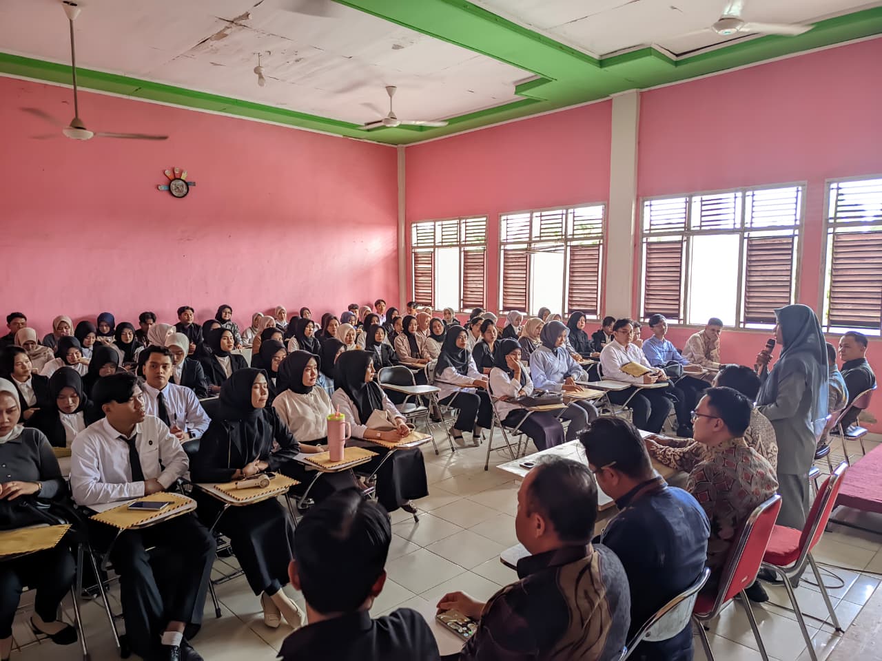 UNDHARI Jalin Kerja Sama dengan Bank BRI, Gelar Open Recruitment dengan Antusias Tinggi